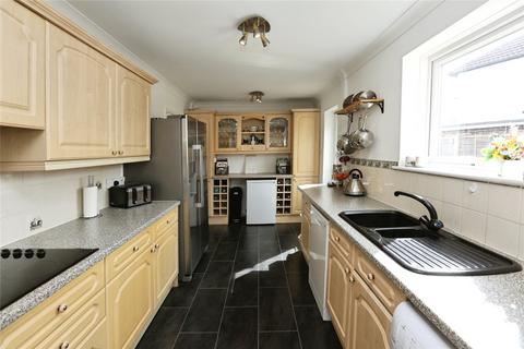 4 bedroom semi-detached house for sale, New Road, Warsash, Southampton, Hampshire, SO31