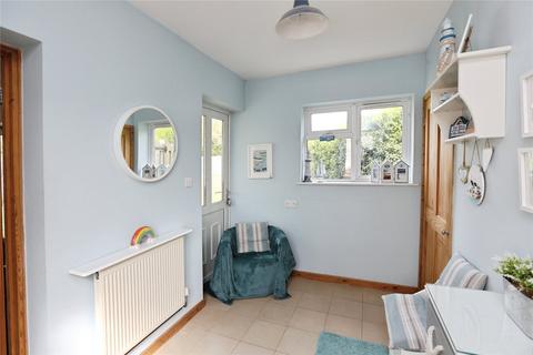 4 bedroom semi-detached house for sale, New Road, Warsash, Southampton, Hampshire, SO31