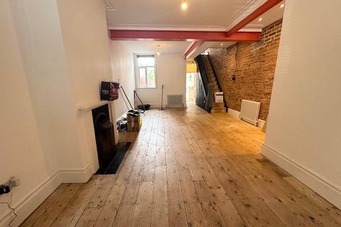 3 bedroom house to rent, Clegg Road, Southsea, PO4