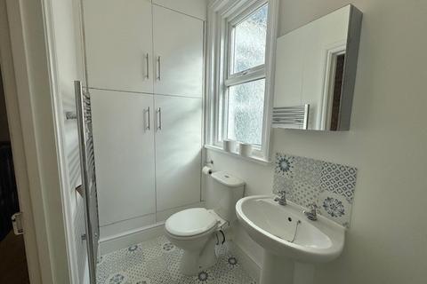 3 bedroom house to rent, Clegg Road, Southsea, PO4