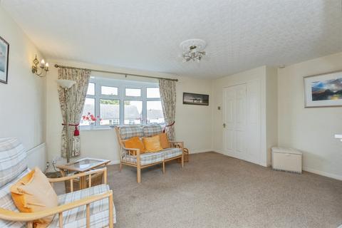 4 bedroom semi-detached house for sale, Elizabeth Road, Fleckney, Leicester