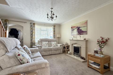 3 bedroom end of terrace house for sale, Ash Road, Kingsteignton, Newton Abbot
