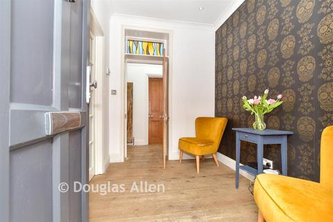 4 bedroom detached house for sale, Buttercross Lane, Epping, Essex