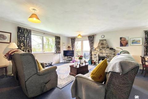 4 bedroom detached bungalow for sale, Jeffreyston