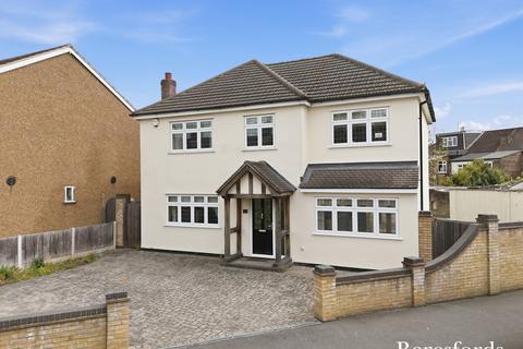 Salisbury Road, Gidea Park, RM2
