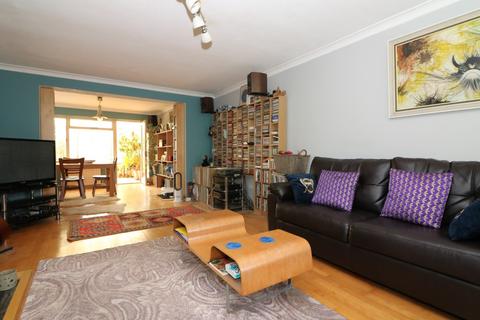 3 bedroom semi-detached house for sale, Johns Green Sandwich