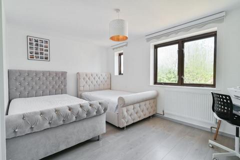 2 bedroom flat for sale, Tiber Gardens, Islington, London, N1