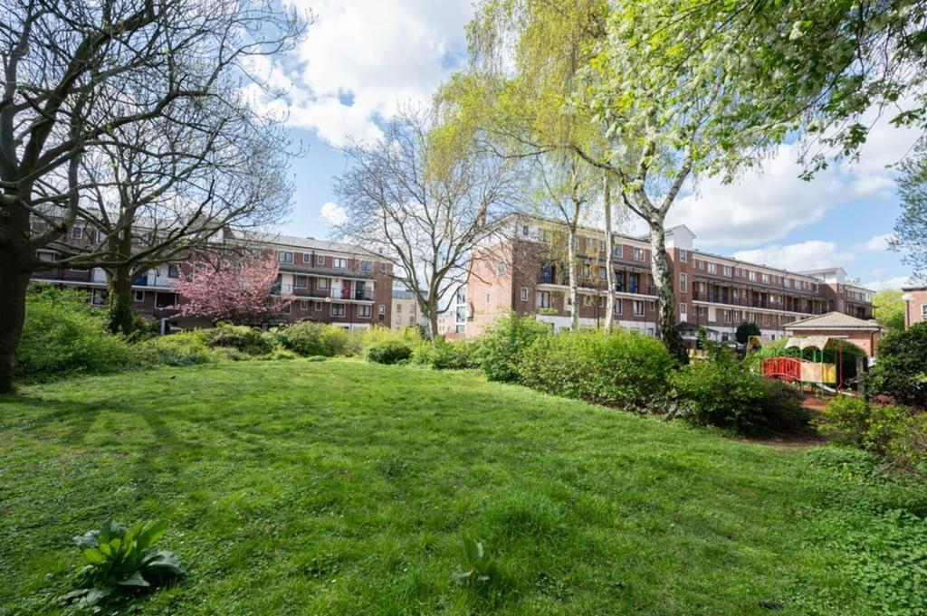 Communal garden, garden