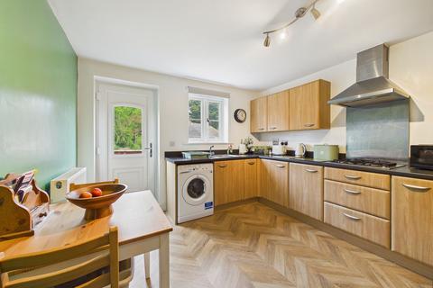 2 bedroom coach house for sale, Saxon Close, Crediton, EX17