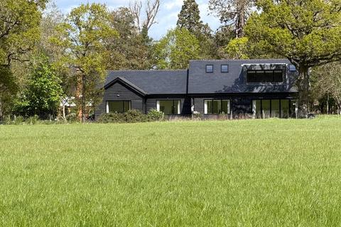 4 bedroom detached house to rent, Drift Road, Winkfield, Windsor, Berkshire, SL4