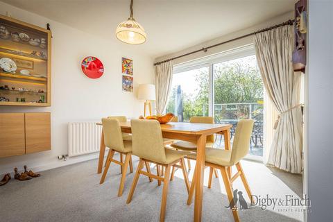 3 bedroom detached bungalow for sale, Ridge Lane, Radcliffe-On-Trent, Nottingham