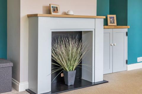 2 bedroom detached bungalow for sale, Elizabeth Rise, Banbury OX16 9LZ