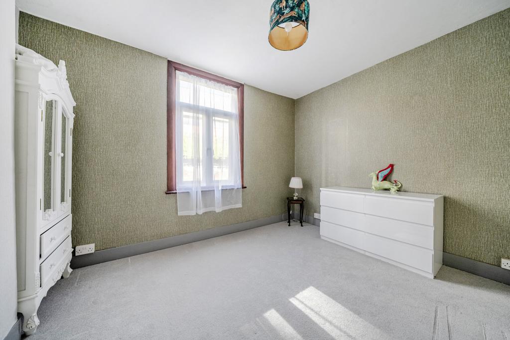 1422907-3-69baef2...