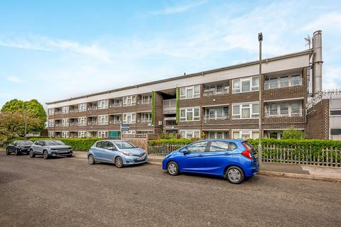 Nunnington Close, London, SE9