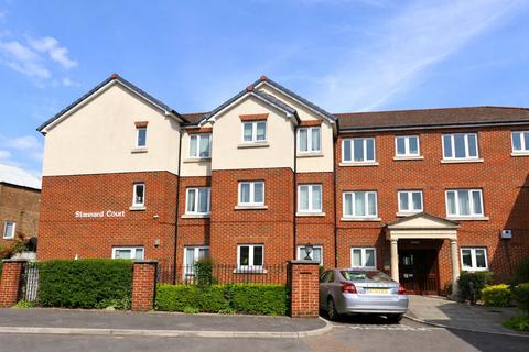 1 bedroom flat for sale, Culverley Road, London, SE6