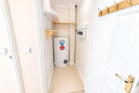 1 bedroom flat for sale, Culverley Road, London, SE6