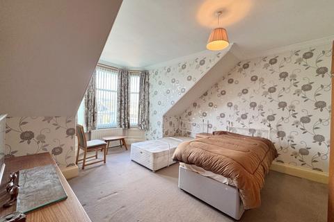 3 bedroom semi-detached house for sale, Stoneyholm Road, Kilbirnie