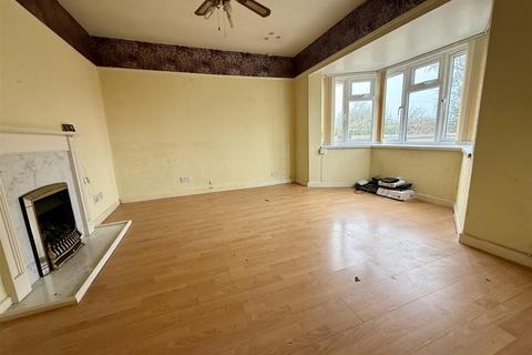 2 bedroom terraced bungalow for sale, Padfield Gardens, Melksham