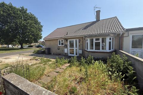 2 bedroom terraced bungalow for sale, Padfield Gardens, Melksham