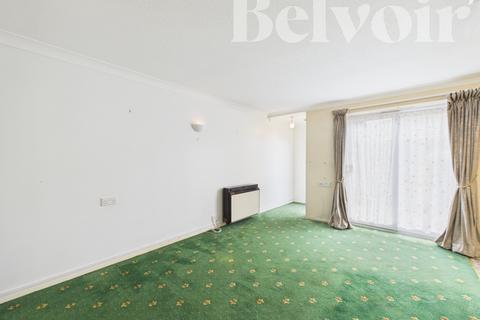 1 bedroom flat for sale, Kendal Gardens, Kempshott, Basingstoke, RG22