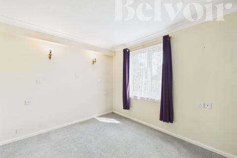 1 bedroom flat for sale, Kendal Gardens, Kempshott, Basingstoke, RG22
