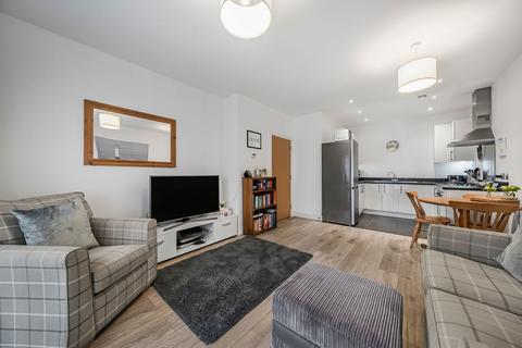 1 bedroom ground floor flat for sale, Magnolia House, Spelthorne Grove, Sunbury, TW16