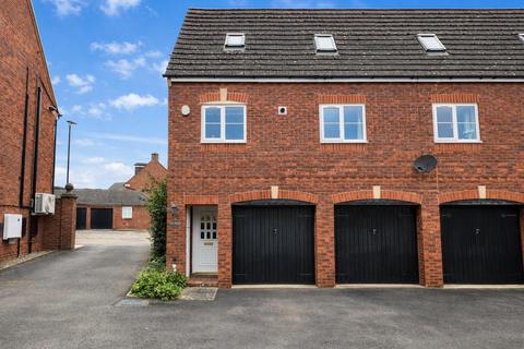 3 bedroom coach house for sale, Riversmill, Dursley, Glos