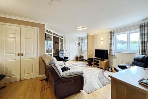 3 bedroom coach house for sale, Riversmill, Dursley, Glos