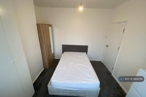 1 bedroom in a house share to rent, Mayesbrook Road, Dagenham, RM8