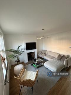 2 bedroom terraced house to rent, Lynton Cottages, Selby, YO8