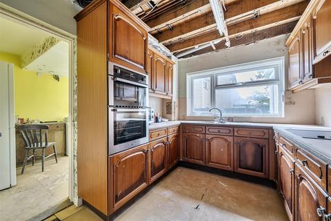 4 bedroom detached house for sale, Coniston Road, Chippenham