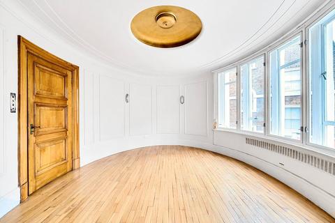 undefined, St John Street, Clerkenwell, London, EC1V