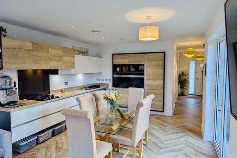 4 bedroom detached house for sale, Steeplechase Way, Market Harborough