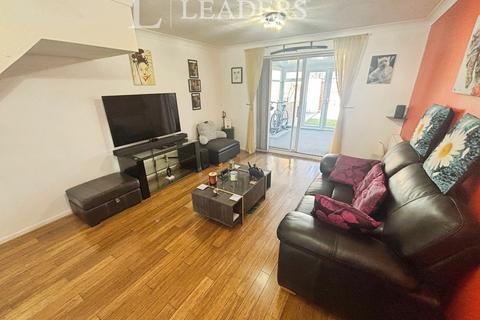2 bedroom terraced house for sale, Holcot Lane, Portsmouth, Hampshire