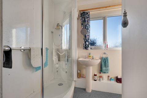2 bedroom flat for sale, South Street, Baines Court South Street, LE15