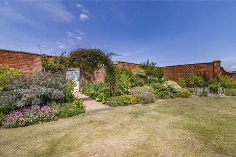 6 bedroom detached house for sale, Cleatham Villa, Cleatham, Gainsborough, Lincolnshire, DN21