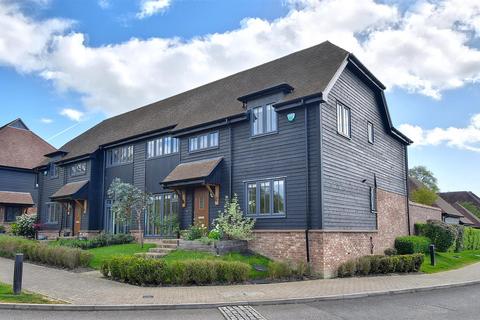 4 bedroom semi-detached house for sale, Fullers Way, Biddenden, Ashford