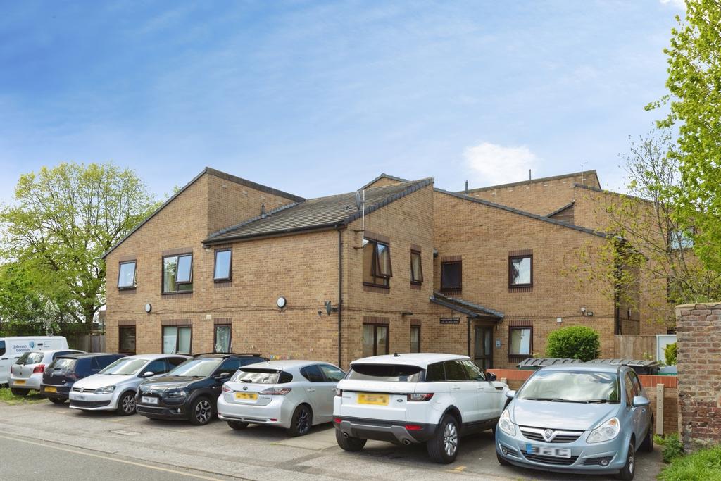 1 bedroom flat for sale