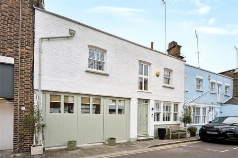 2 bedroom mews for sale, Devonshire Mews West, London, W1G