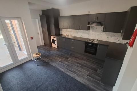 6 bedroom house share to rent, Ada Road, Yardley B25