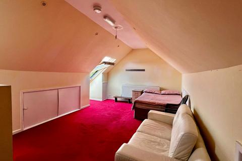 1 bedroom in a house share to rent, Lakes Road, Birmingham B23