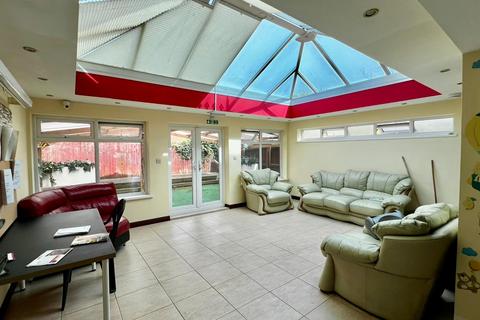 1 bedroom in a house share to rent, Lakes Road, Birmingham B23