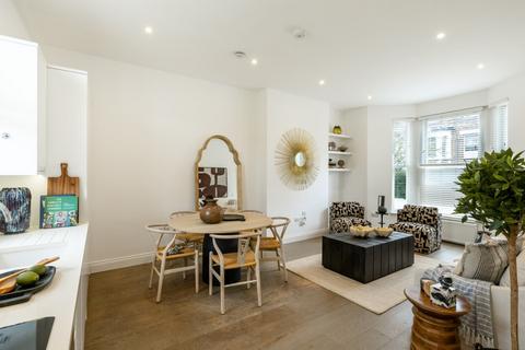 2 bedroom apartment for sale, Hetley Road, W12