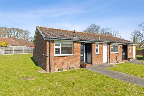 1 bedroom semi-detached bungalow for sale, Brookside Avenue, Polegate BN26