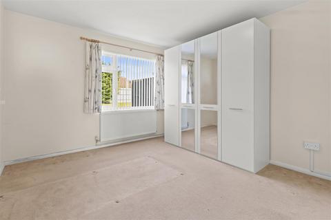 1 bedroom semi-detached bungalow for sale, Brookside Avenue, Polegate BN26