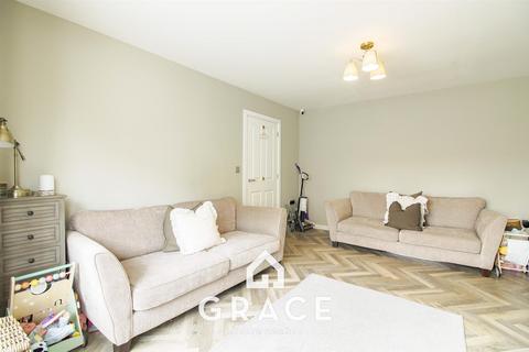 3 bedroom detached house for sale, The Circle, Great Blakenham, Ipswich