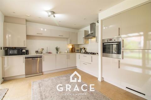 3 bedroom detached house for sale, The Circle, Great Blakenham, Ipswich