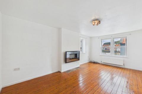 1 bedroom flat for sale, 83 Haggersgate, Whitby