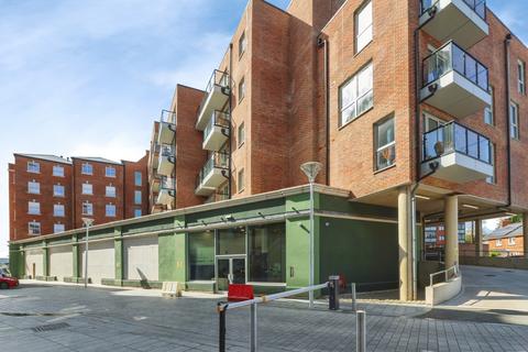 1 bedroom flat for sale, East Quay Road, Poole, Dorset, BH15