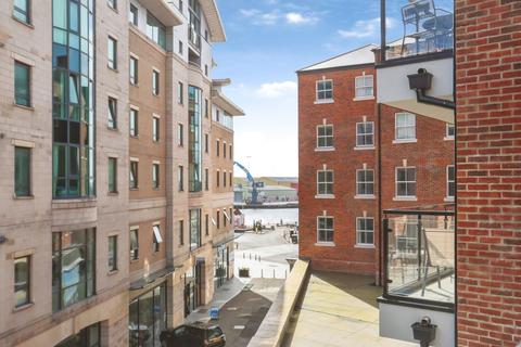1 bedroom flat for sale, East Quay Road, Poole, Dorset, BH15
